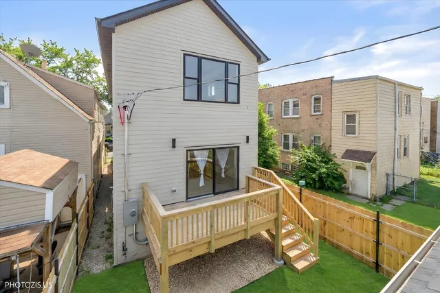 $799,000 | 4420 West Montana Street, Chicago, IL 60639