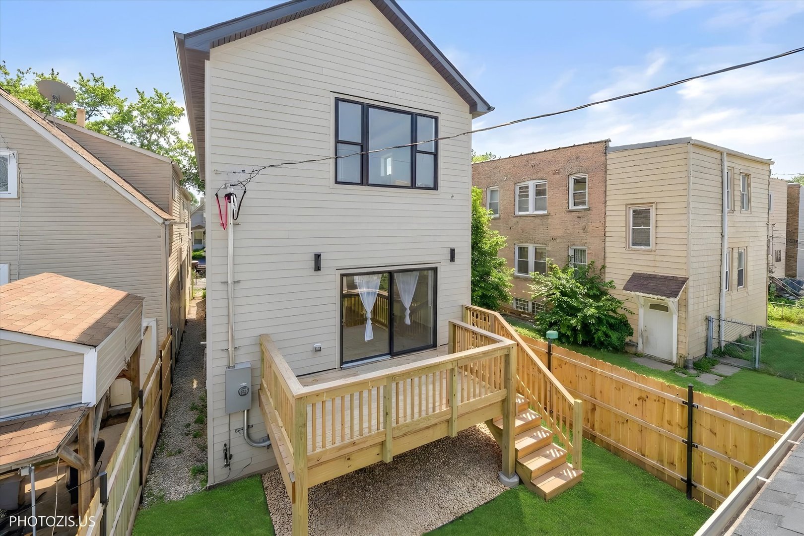 4420 West Montana Street Chicago, IL 60639 - Photo 3 of 44