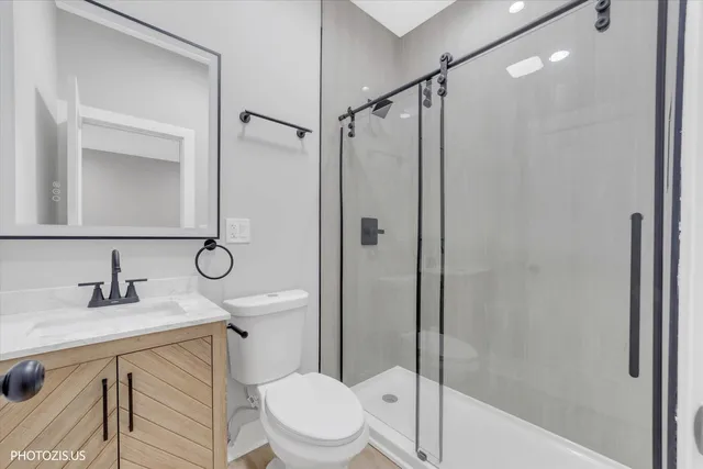 $799,000 | 4420 West Montana Street, Chicago, IL 60639