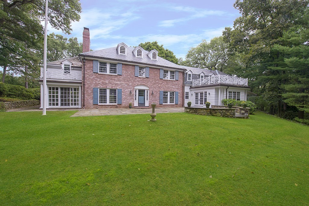 1 Robin Road Weston, MA 02493 - Photo 2 of 30