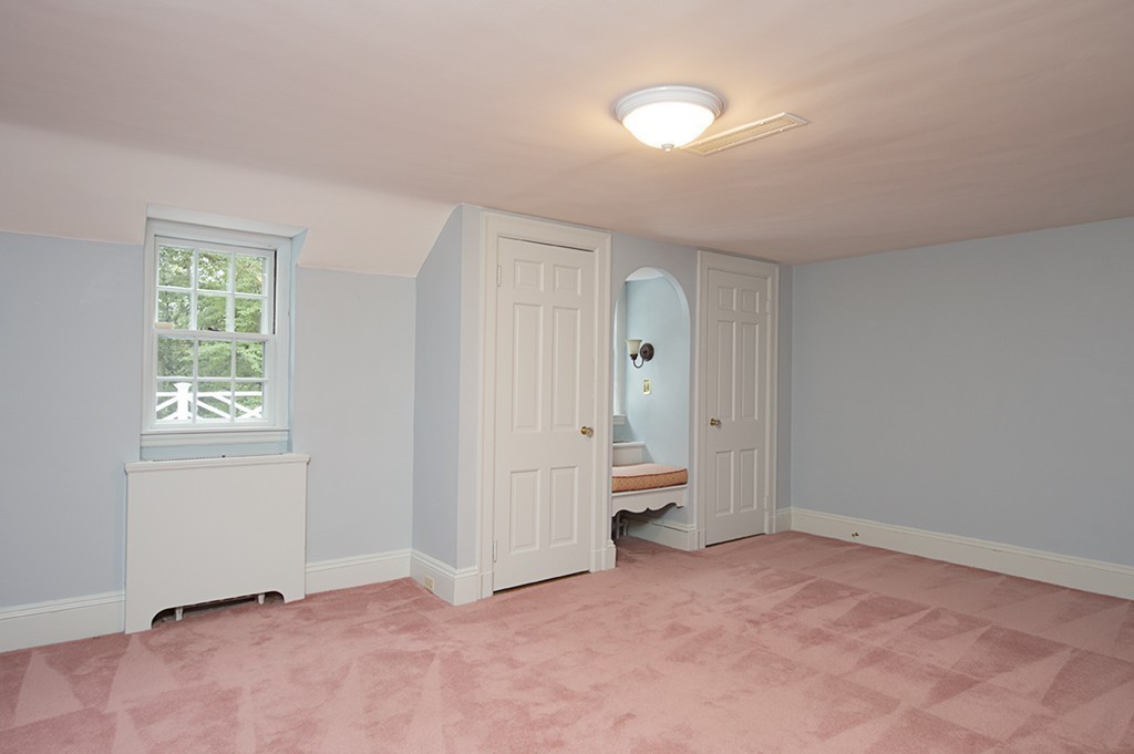 1 Robin Road Weston, MA 02493 - Photo 21 of 30