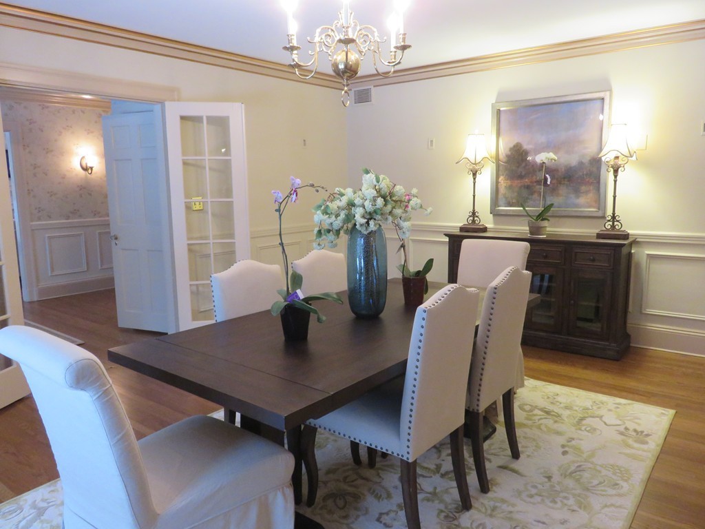 1 Robin Road Weston, MA 02493 - Photo 9 of 30