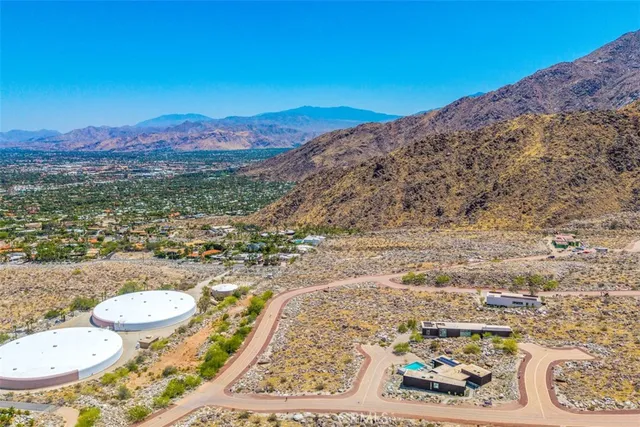 $739,000 | 1961 Palisades Drive, Palm Springs, CA 92262