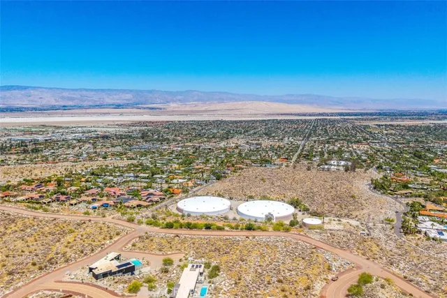 $739,000 | 1961 Palisades Drive, Palm Springs, CA 92262