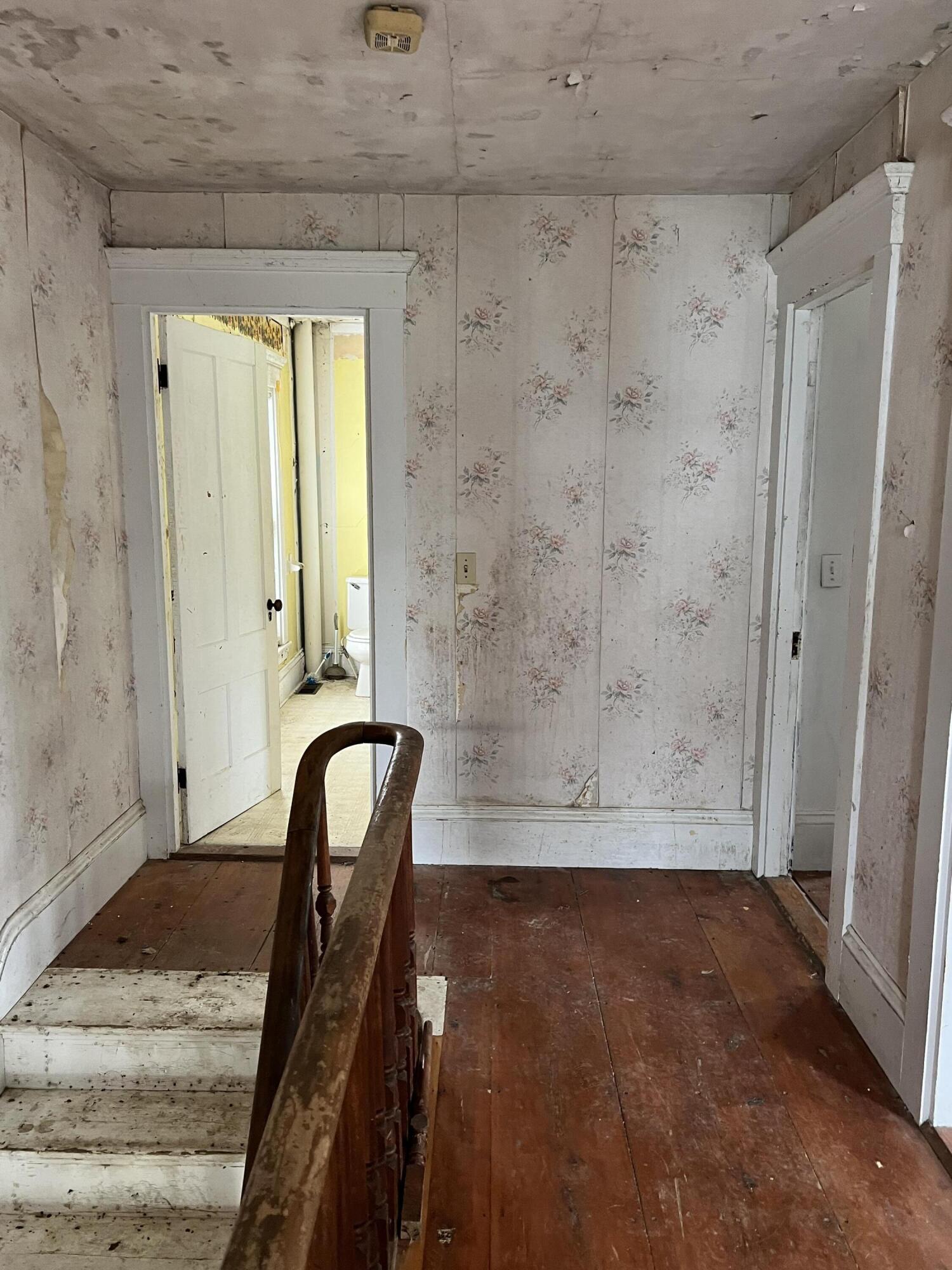 5 High Street Dover-Foxcroft, ME 04426 - Photo 17 of 31 second floor hallway