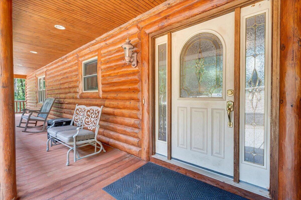 461 Sunset Bay Road Gretna, VA 24557 - Photo 10 of 74 10-MIB09597