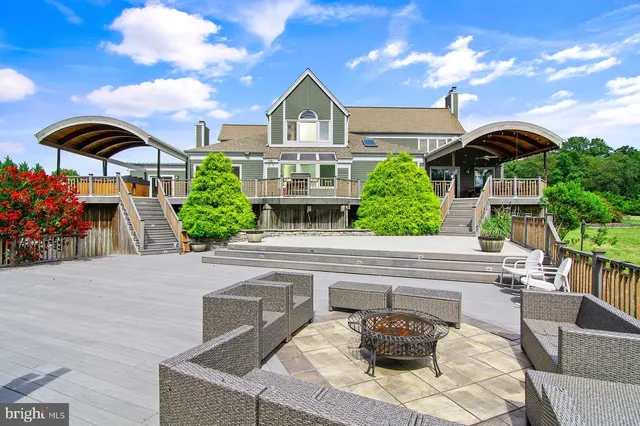 $1,359,900 | 15501 Bushy Tail Run, Woodbine, MD 21797