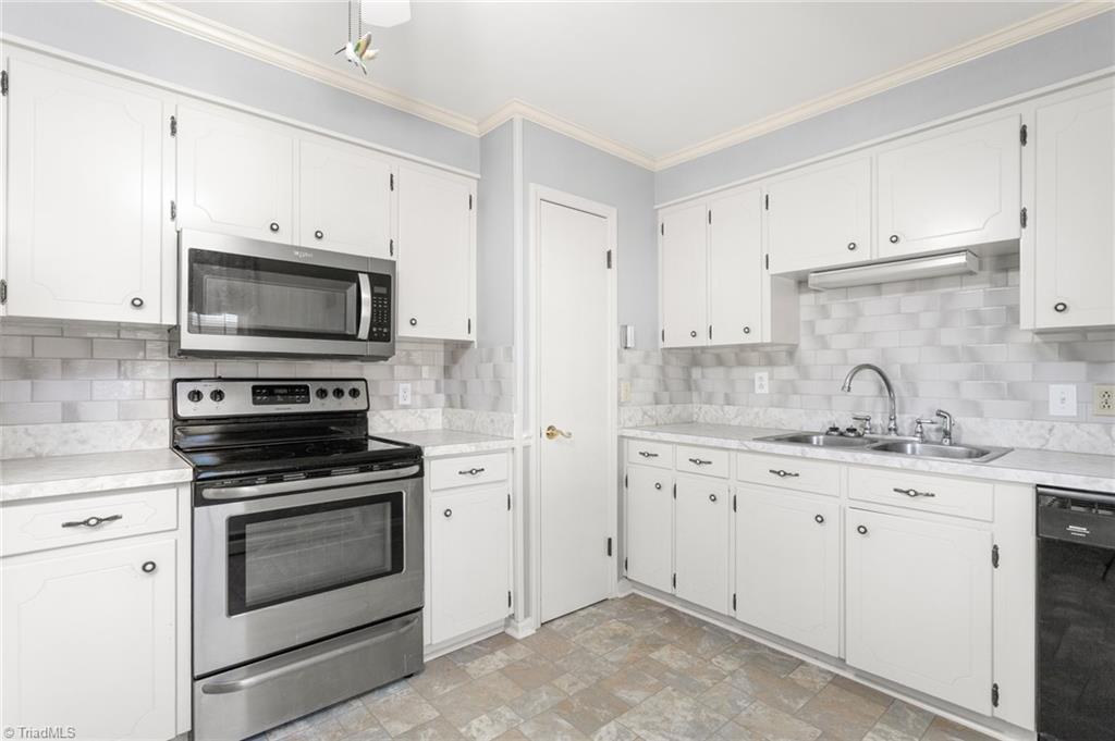 802 Quail Meadow Lane Colfax, NC 27235 - Photo 12 of 38