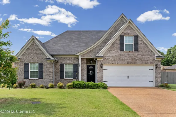 $295,000 | 1002 Bluebird Cove, Senatobia, MS 38668