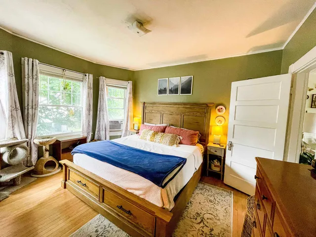 $2,150 | 415 Highland Street, Manchester, NH 03104