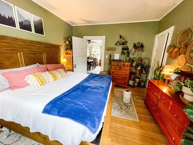 $2,150 | 415 Highland Street, Manchester, NH 03104