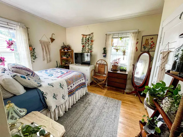 $2,150 | 415 Highland Street, Manchester, NH 03104