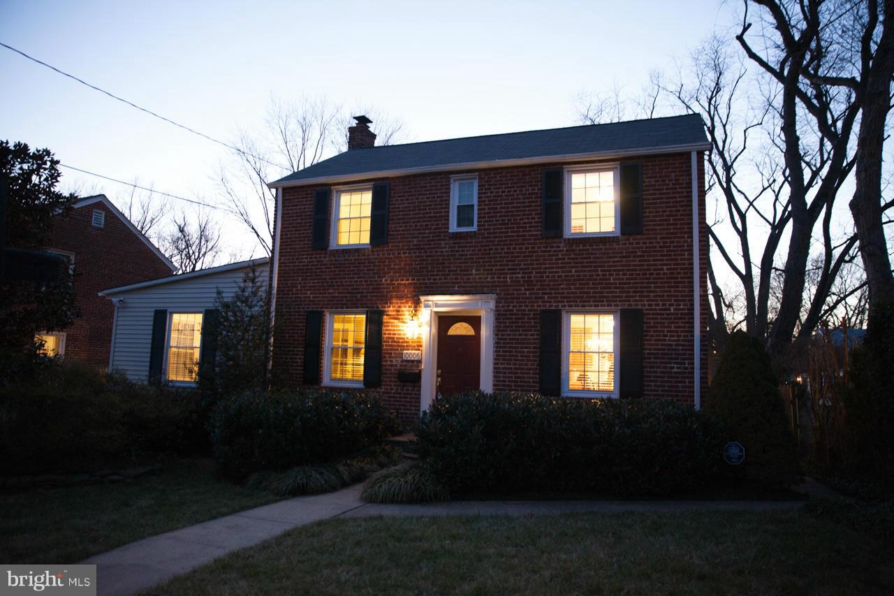 10006 Raynor Road Silver Spring, MD 20901 - Photo 1 of 30 Exterior (Front)