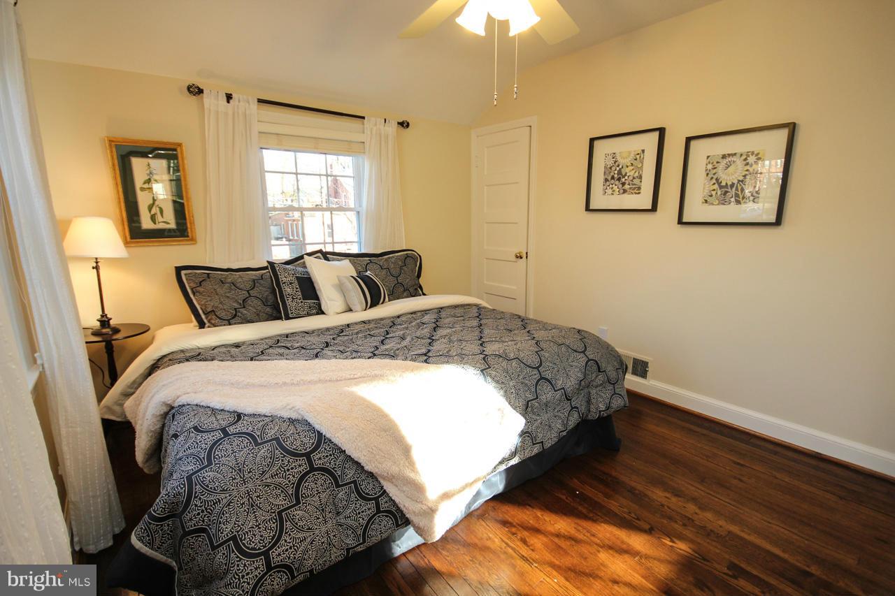 10006 Raynor Road Silver Spring, MD 20901 - Photo 20 of 30 Bedroom (Master)