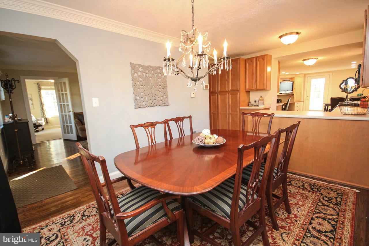 10006 Raynor Road Silver Spring, MD 20901 - Photo 9 of 30 Dining Room