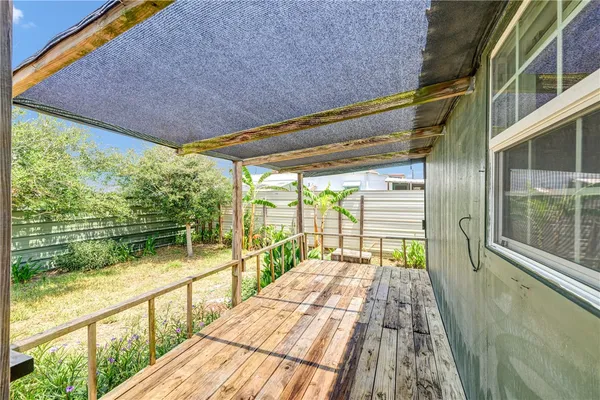 $699,000 | 438 North Station Street, Port Aransas, TX 78373