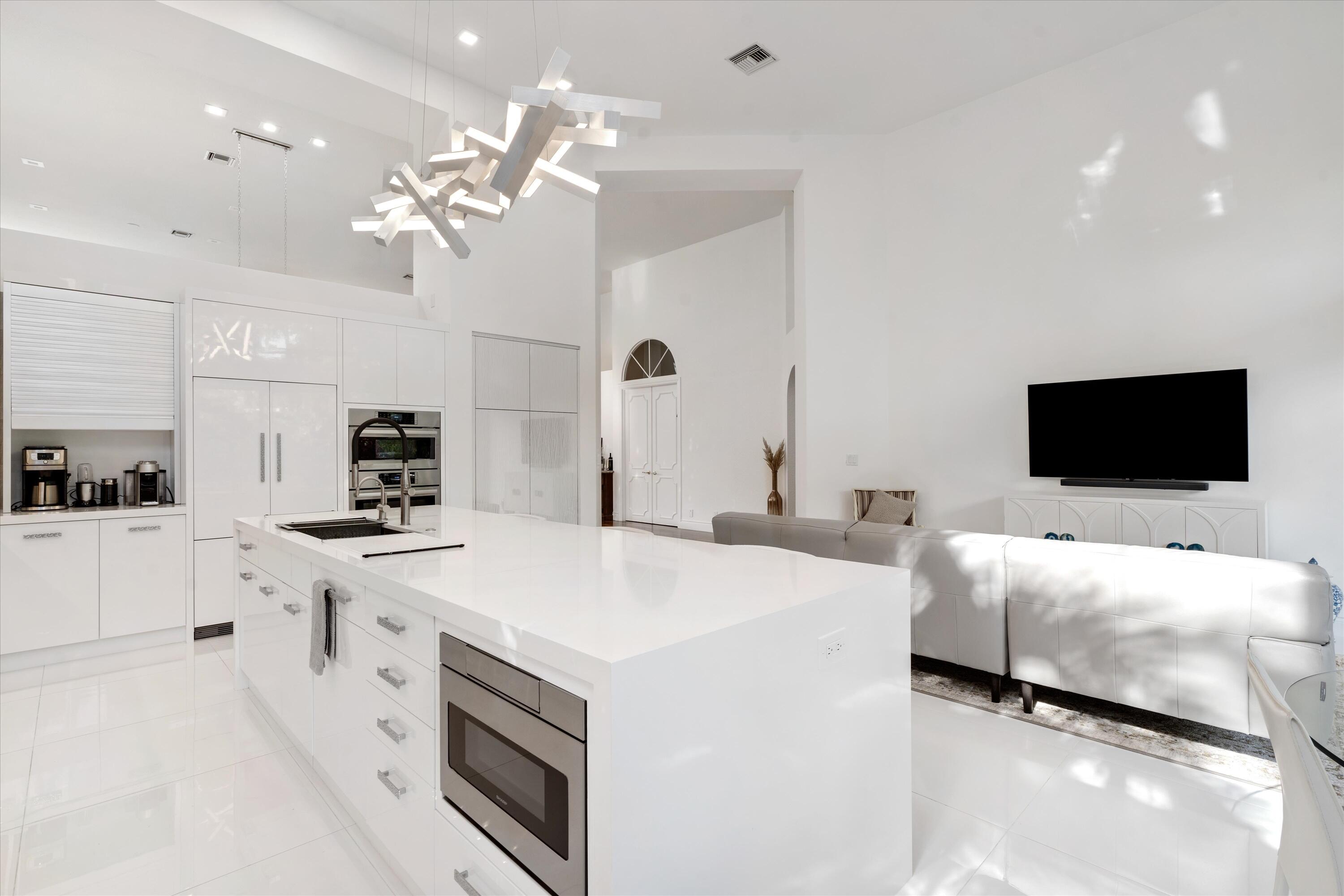 6058 Northwest 24th Terrace Boca Raton, FL 33496 - Photo 9 of 26 Kitchen