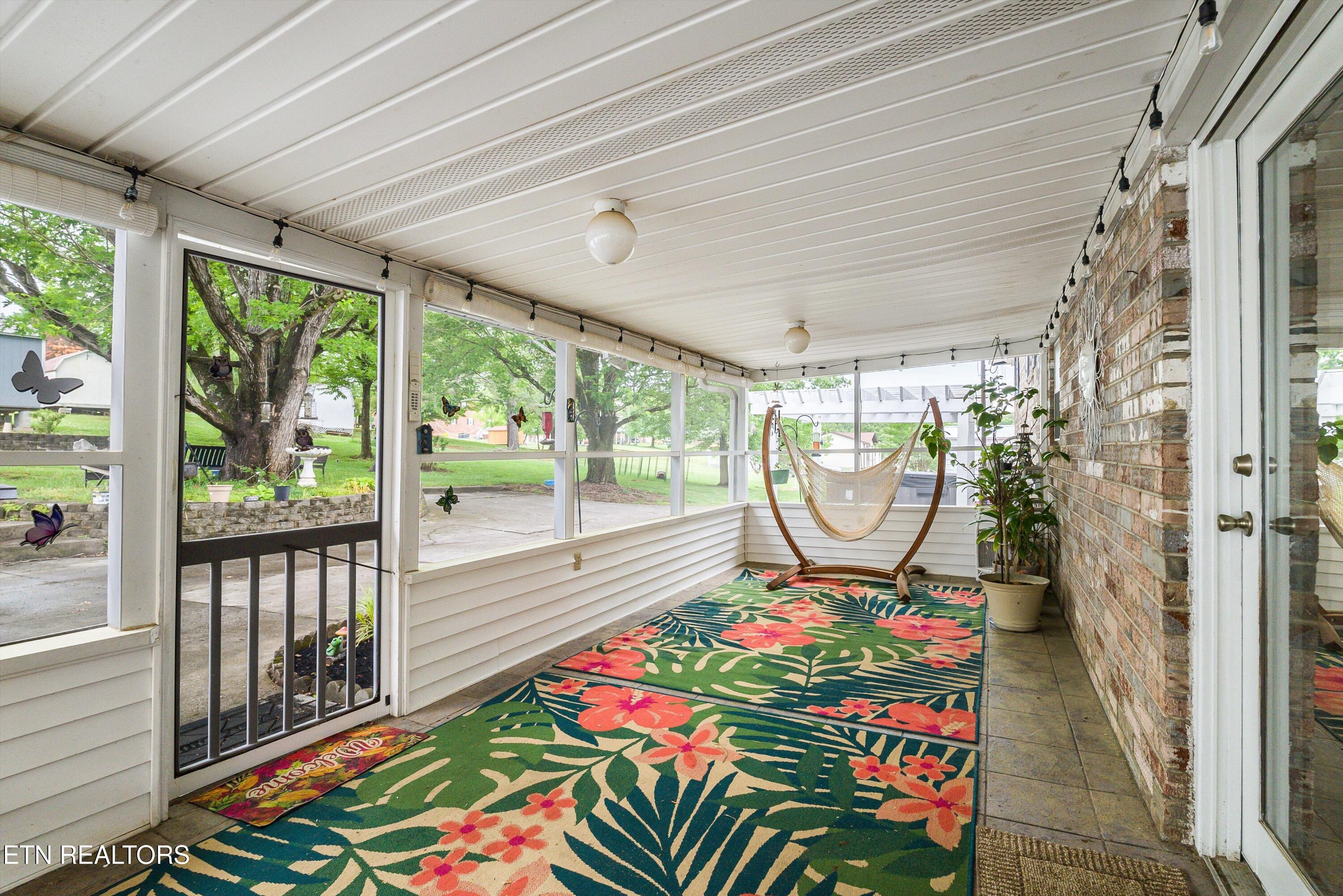 905 North E End Road Strawberry Plains, TN 37871 - Photo 3 of 57 48-905NE_EndRd-48