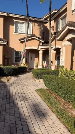 $2,900 | 5785 Northwest 116th Avenue, Unit 106, Doral, FL 33178