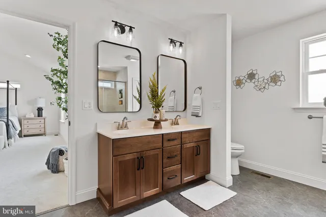 $679,900 | 6620 Painted Sky Drive, Harrisburg, PA 17111