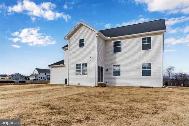 $679,900 | 6620 Painted Sky Drive, Harrisburg, PA 17111