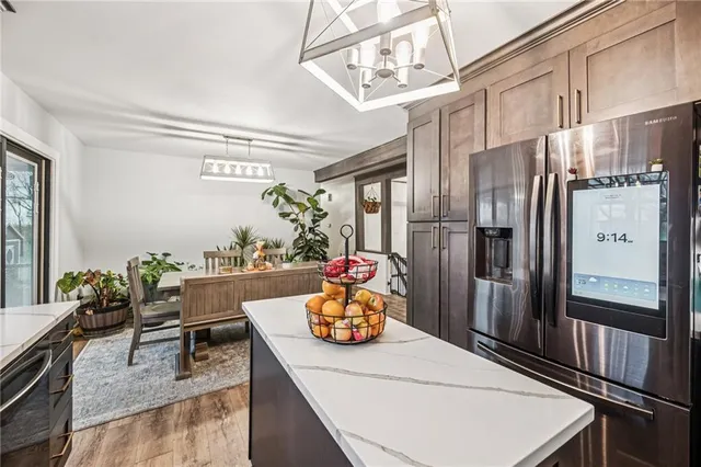 $400,000 | 21121 South Cleveland Avenue, Belton, MO 64012