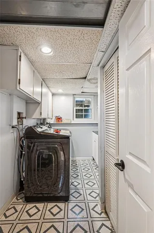 $400,000 | 21121 South Cleveland Avenue, Belton, MO 64012