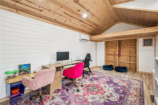 $400,000 | 21121 South Cleveland Avenue, Belton, MO 64012