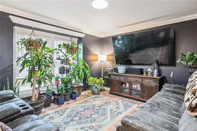 $400,000 | 21121 South Cleveland Avenue, Belton, MO 64012