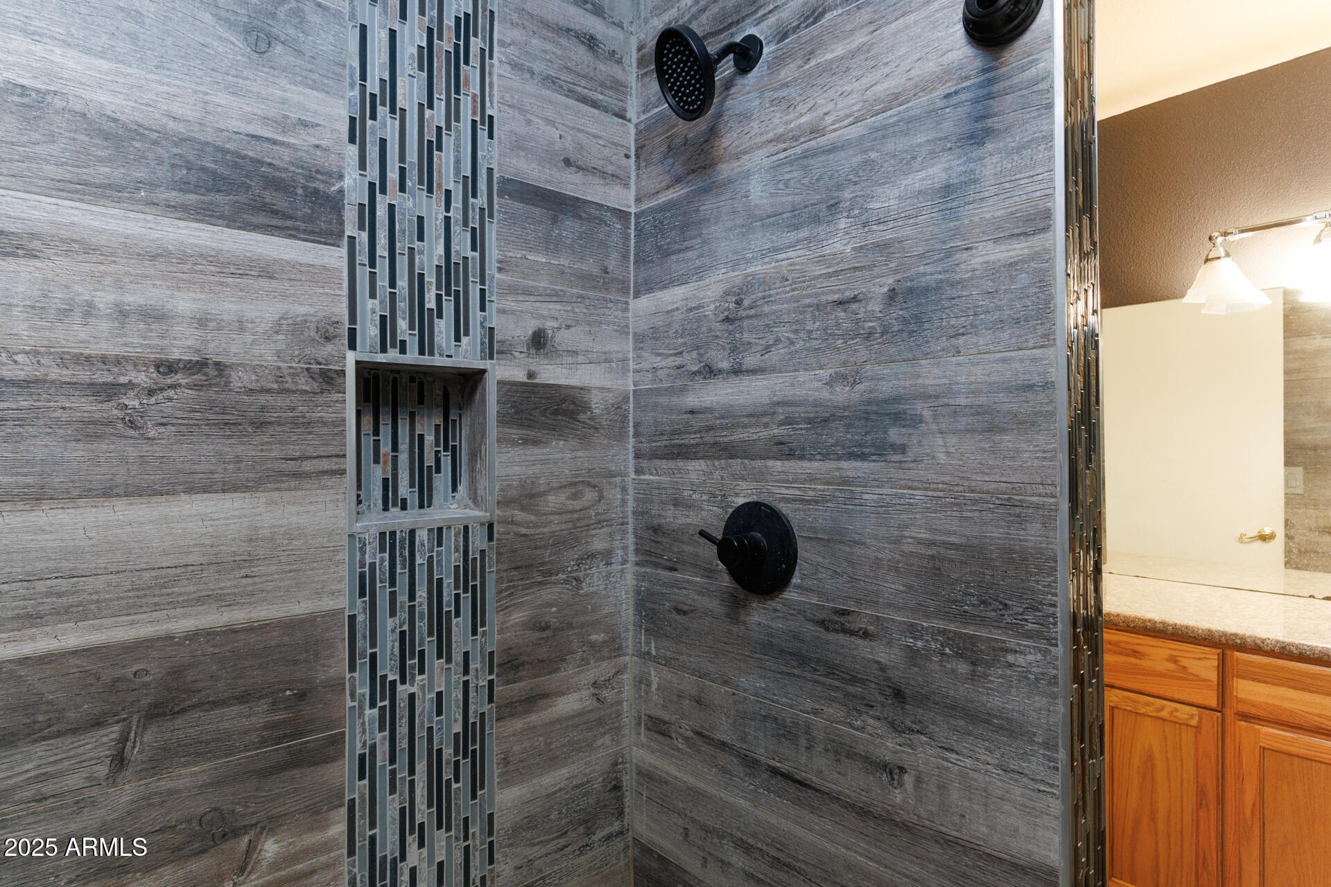 14169 South Tampico Road Arizona City, AZ 85123 - Photo 19 of 38 a bathroom with a shower