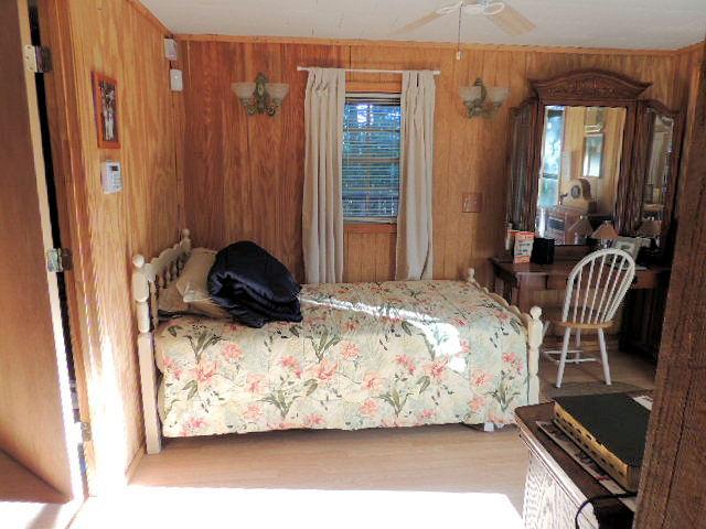 581 Taylor Road Pikeville, TN 37367 - Photo 24 of 37 MASTER BEDROOM