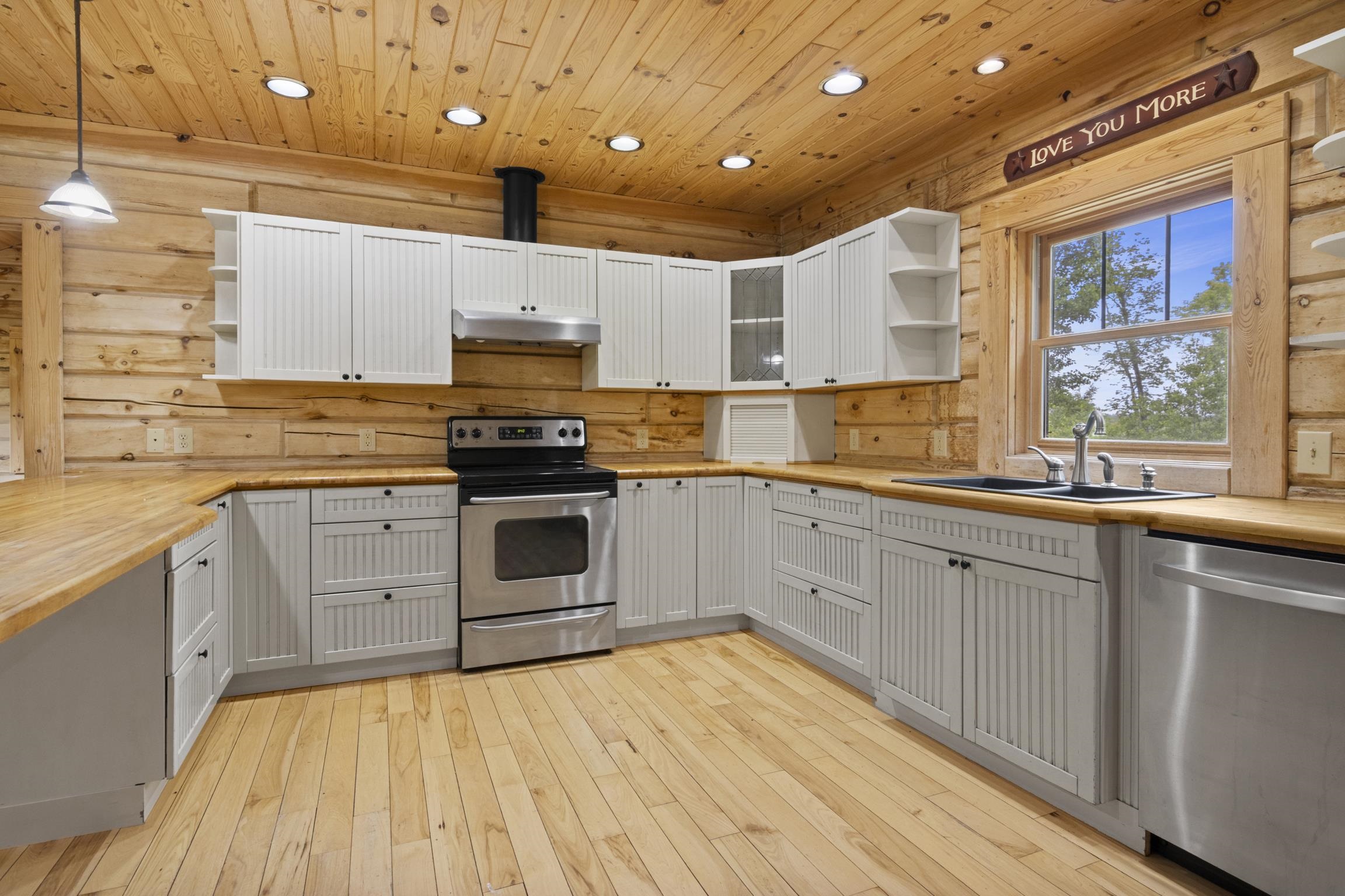 9644 Guenthardt Road Manistee, MI 49660 - Photo 8 of 41