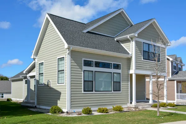 $949,000 | 11613 Whittington Street, Unit 3, Traverse City, MI 49684