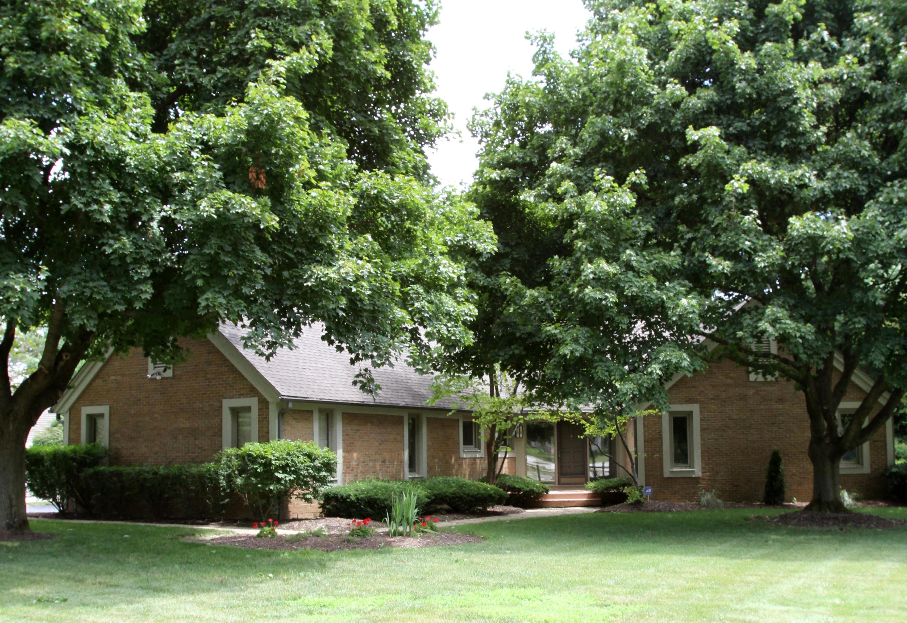 7580 Norham Road Columbus, OH 43235 - Photo 1 of 26 Gallery Image 1