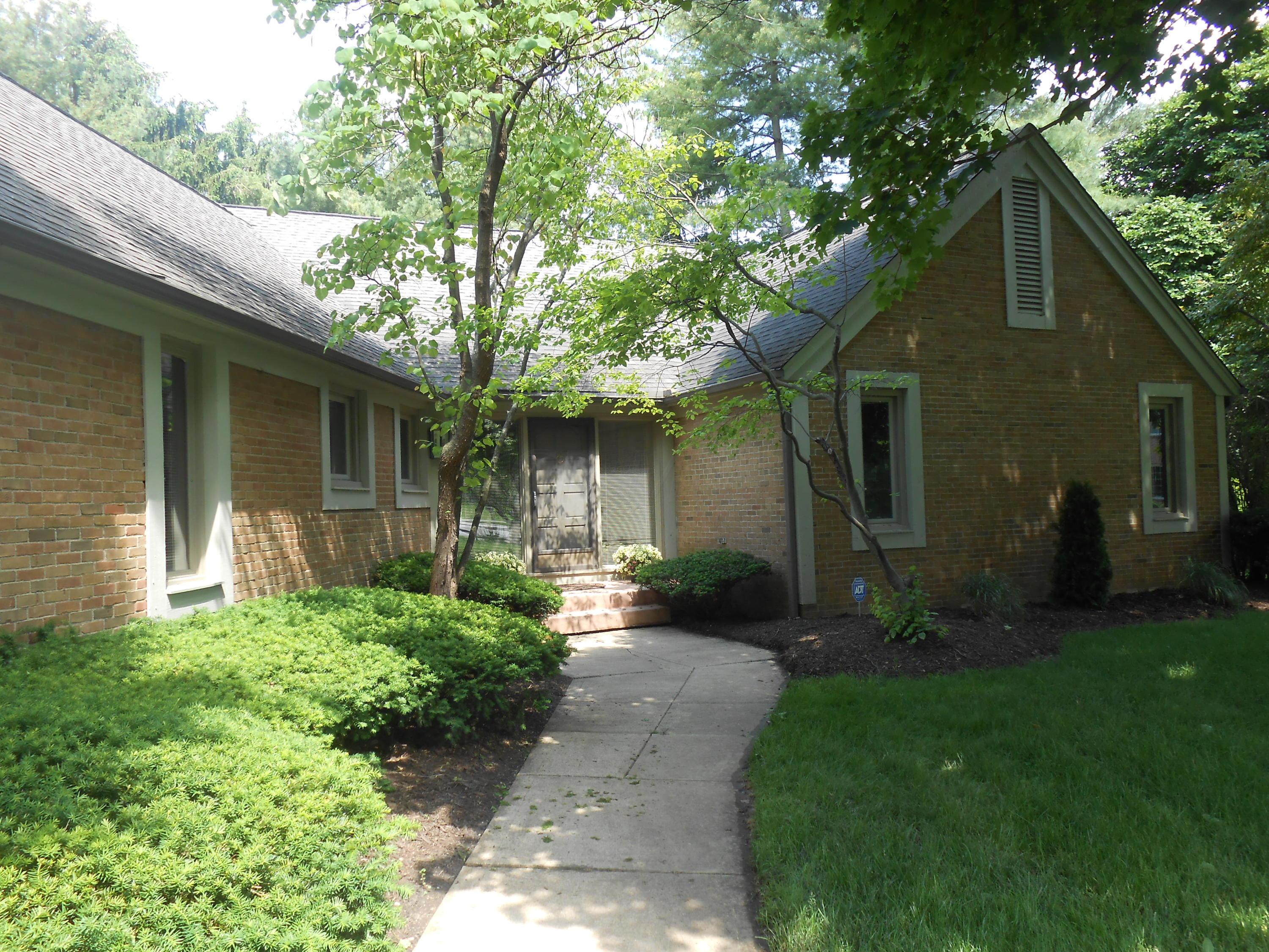 7580 Norham Road Columbus, OH 43235 - Photo 3 of 26 Gallery Image 3