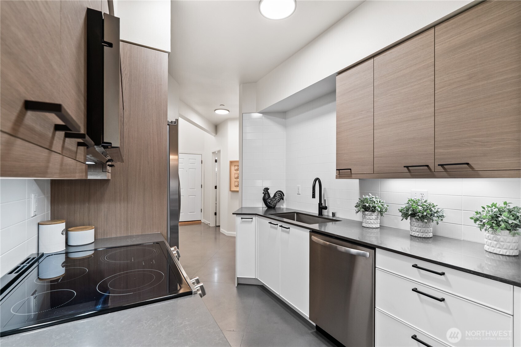 23210 Fitzgerald Road, Unit 1 Bothell, WA 98021 - Photo 7 of 20