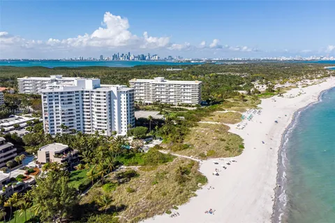 $1,750,000 | 200 Ocean Ln Drive, Unit 407GR09, Key Biscayne, FL 33149