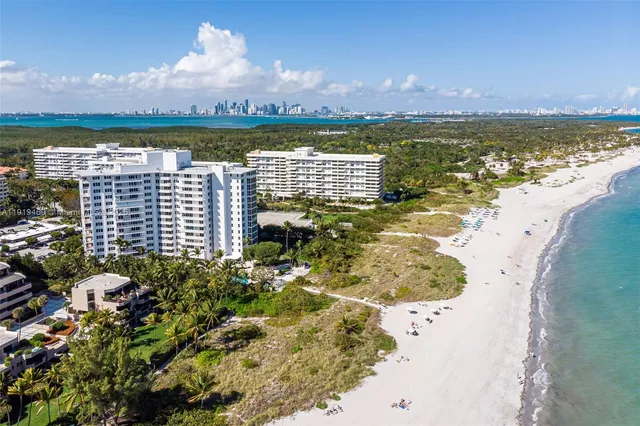 $1,750,000 | 200 Ocean Ln Drive, Unit 407GR09, Key Biscayne, FL 33149