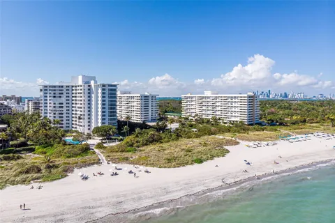 $1,750,000 | 200 Ocean Ln Drive, Unit 407GR09, Key Biscayne, FL 33149