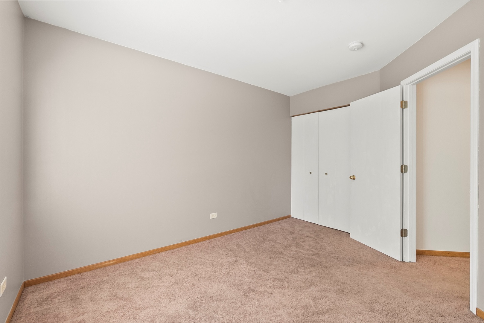 1565 Azalea Circle Romeoville, IL 60446 - Photo 21 of 30 a view of an empty room