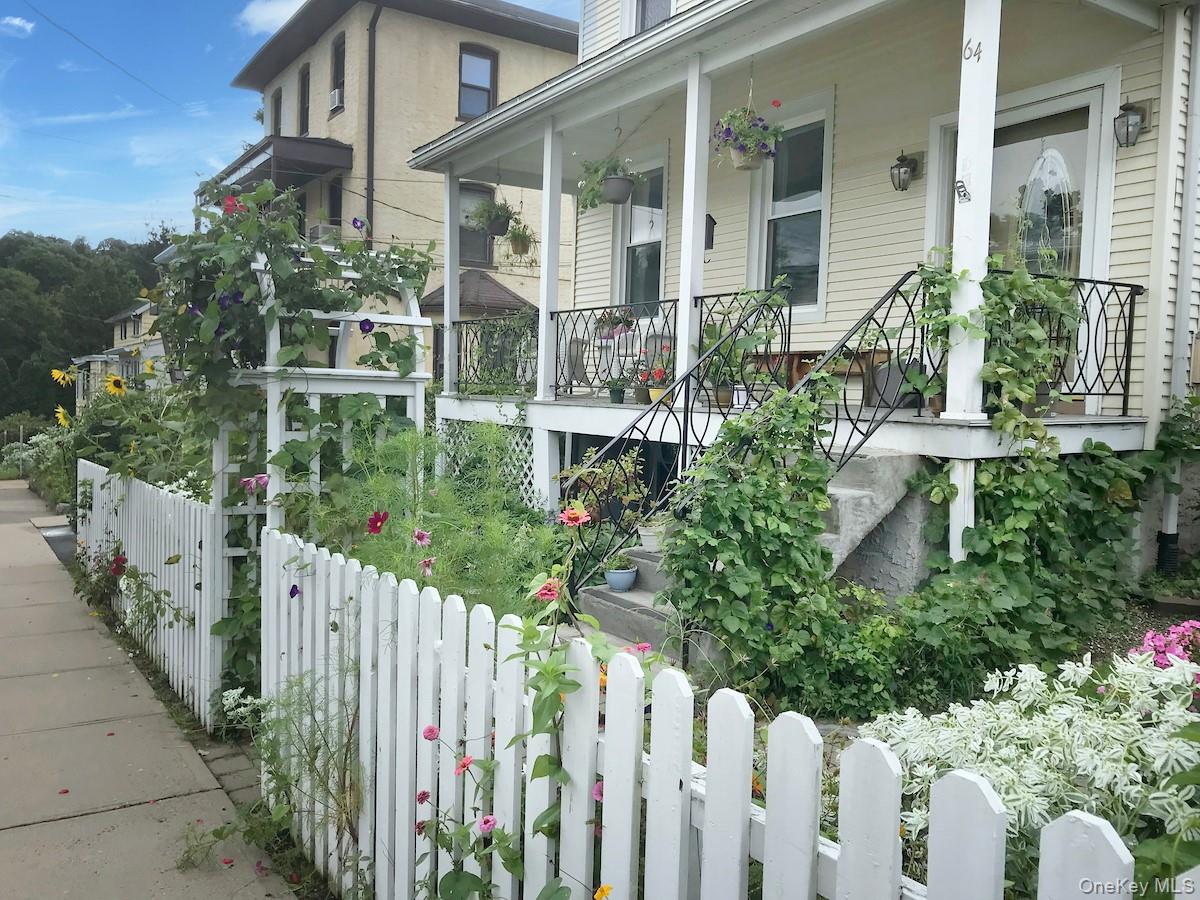 64 Maple Street Dobbs Ferry, NY 10522 - Photo 2 of 36 Front gardens