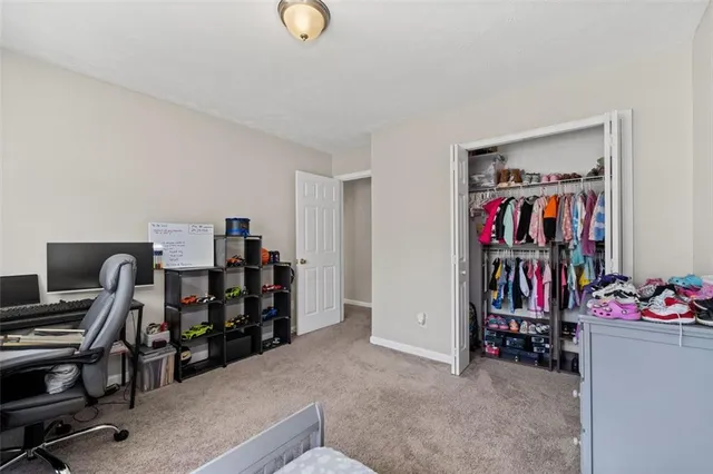 $2,400 | 6115 Riveroak Terrace, Atlanta, GA 30349