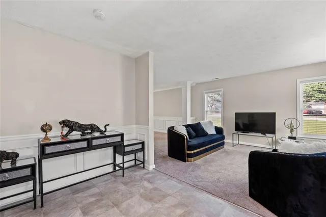 $2,400 | 6115 Riveroak Terrace, Atlanta, GA 30349