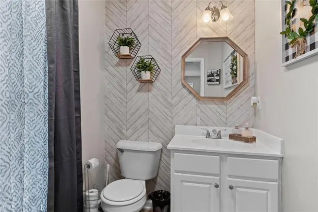 $2,400 | 6115 Riveroak Terrace, Atlanta, GA 30349