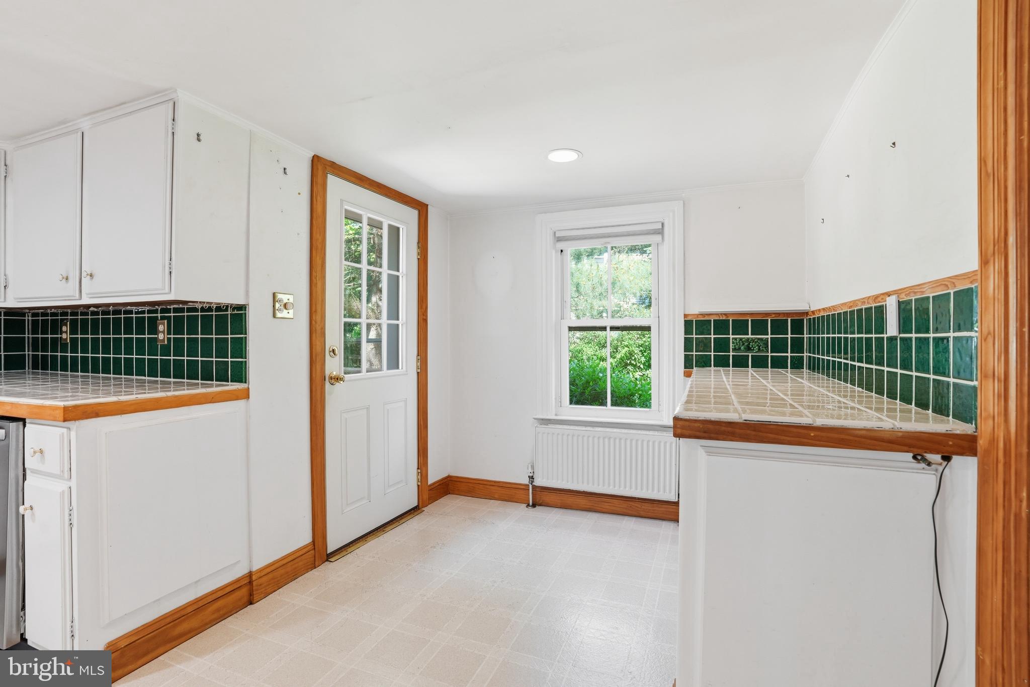 415 Village Road East Princeton Junction, NJ 08550 - Photo 14 of 33 Kitchen