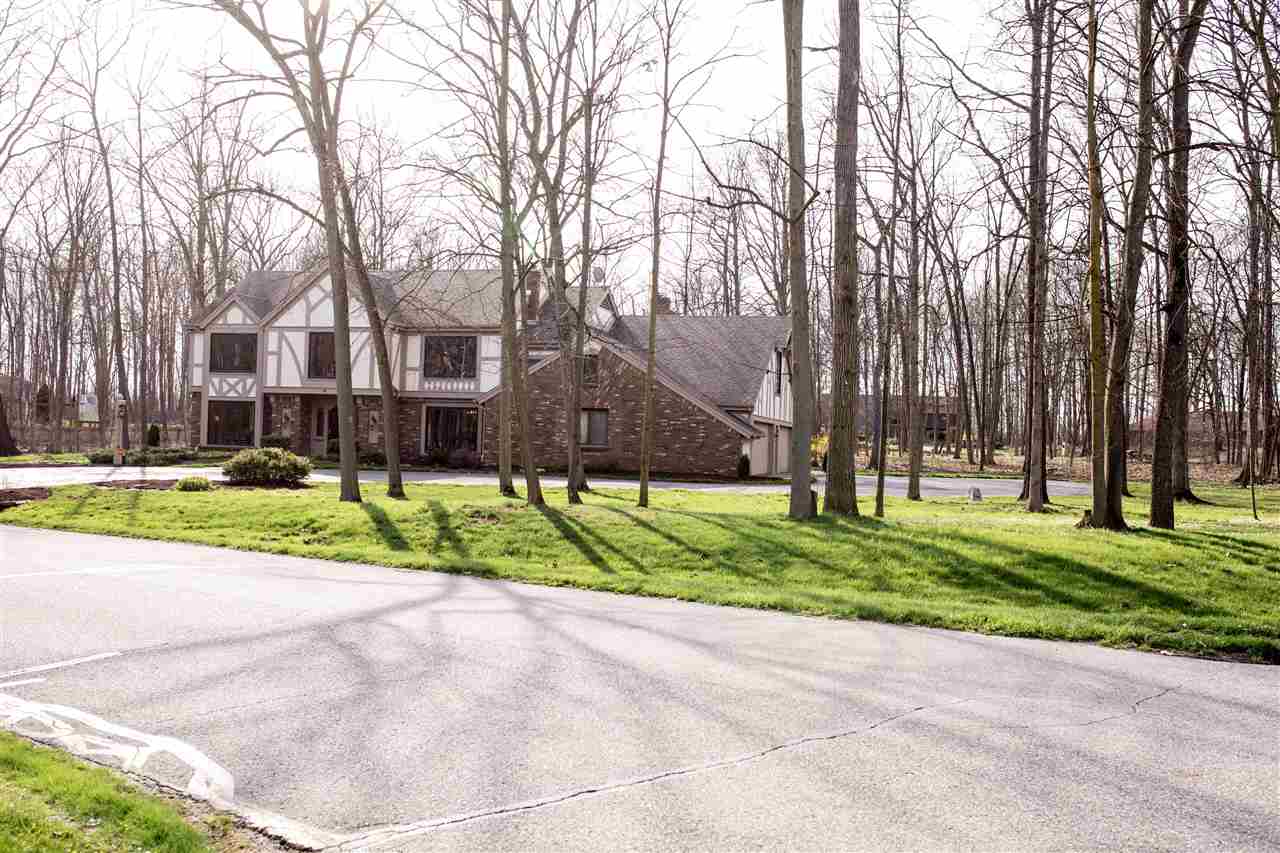 10521 Oaktree Road Fort Wayne, IN 46845 - Photo 3 of 35