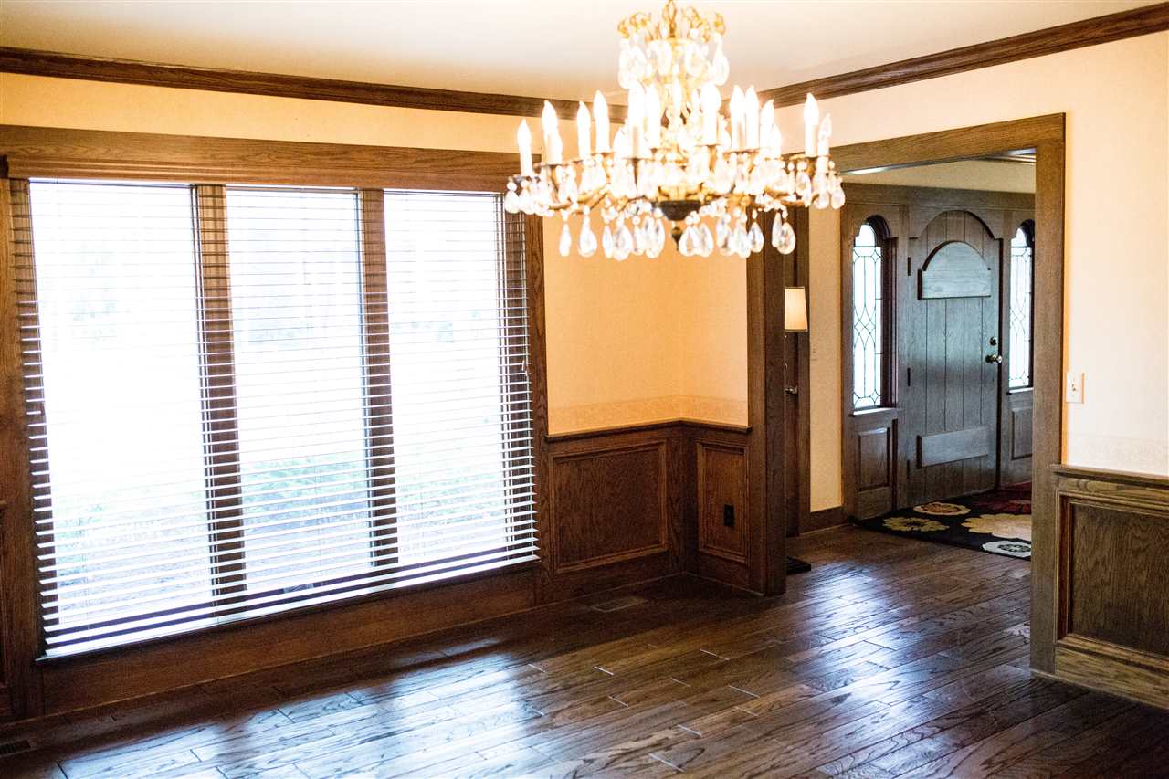 10521 Oaktree Road Fort Wayne, IN 46845 - Photo 8 of 35