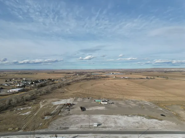$450,000 | 17 N Road, Wheatland, WY 82201