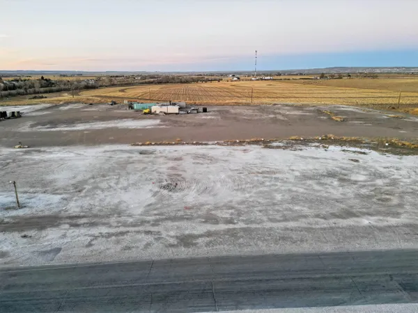 $450,000 | 17 N Road, Wheatland, WY 82201