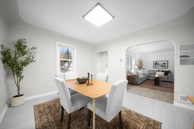 $289,900 | 2610 32nd Street Southeast, Kentwood, MI 49512